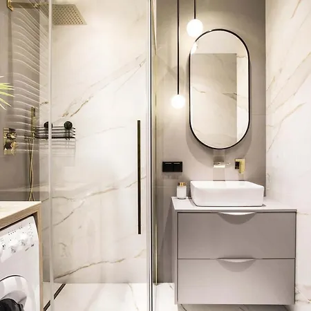 Premium With Parking, Air Condition And Balcony Cracovia