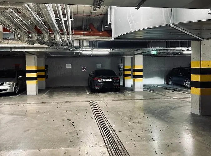 Premium With Parking, Air Condition And Balcony Apartament